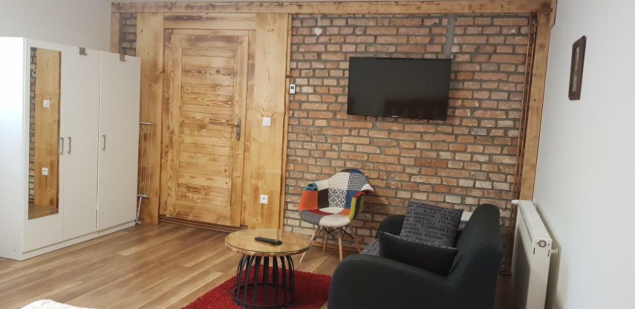 Apartman Krajcer Svätý Jur Exterior photo